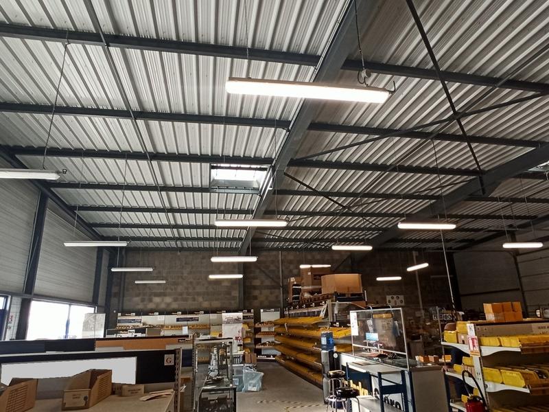 Local commercial - 440 m²