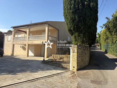 Villa - 123 m² - 6 pièces