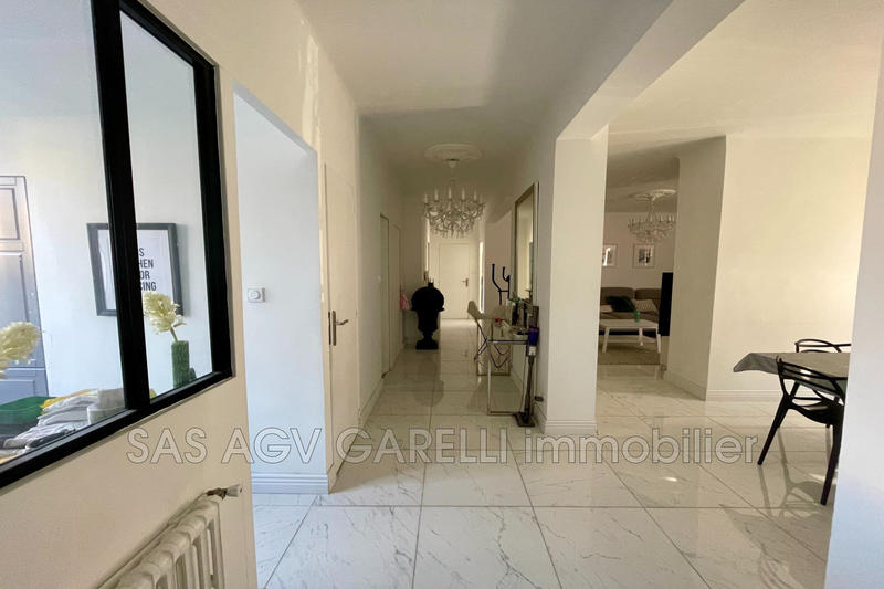 Appartement - 95 m² - 4 pièces