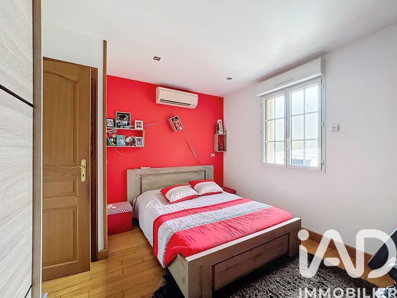 Maison - 205 m² - 6 pièces