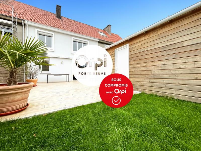 Maison - 90 m² - 4 pièces