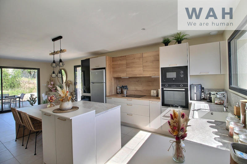 Villa - 95 m² - 4 pièces