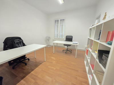 Bureau - 56 m² - 2 pièces
