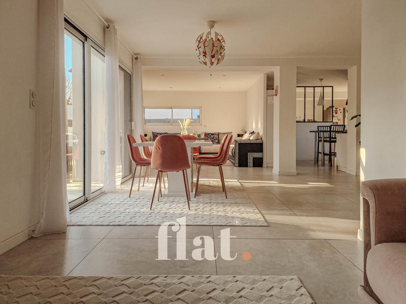 Maison - 172 m² - 8 pièces