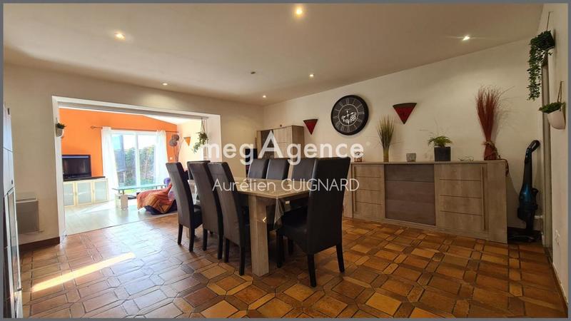 Maison - 104 m² - 5 pièces