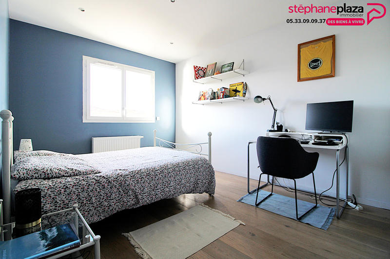 Maison - 93 m² - 4 pièces