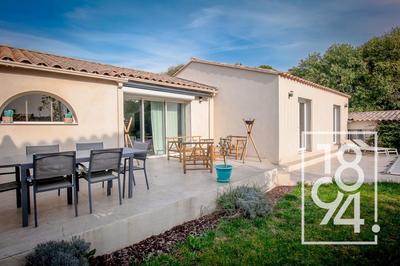 Maison - 213 m² - 5 pièces