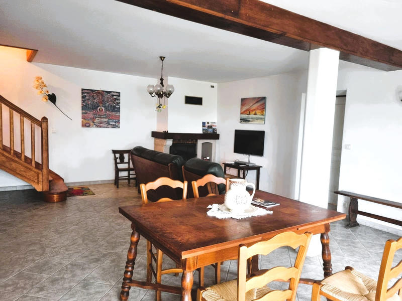 Propriété - 271 m² - 8 pièces