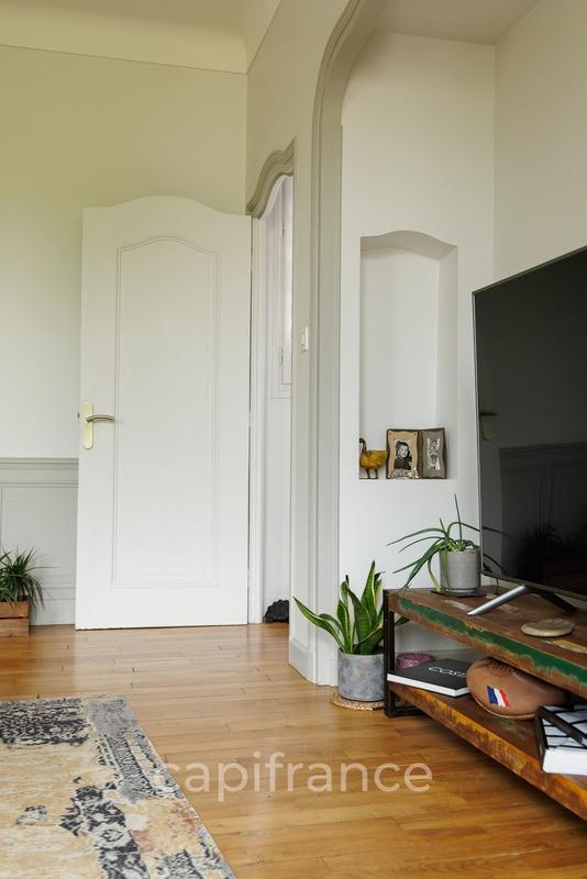 Appartement bourgeois - 130 m² - 4 pièces