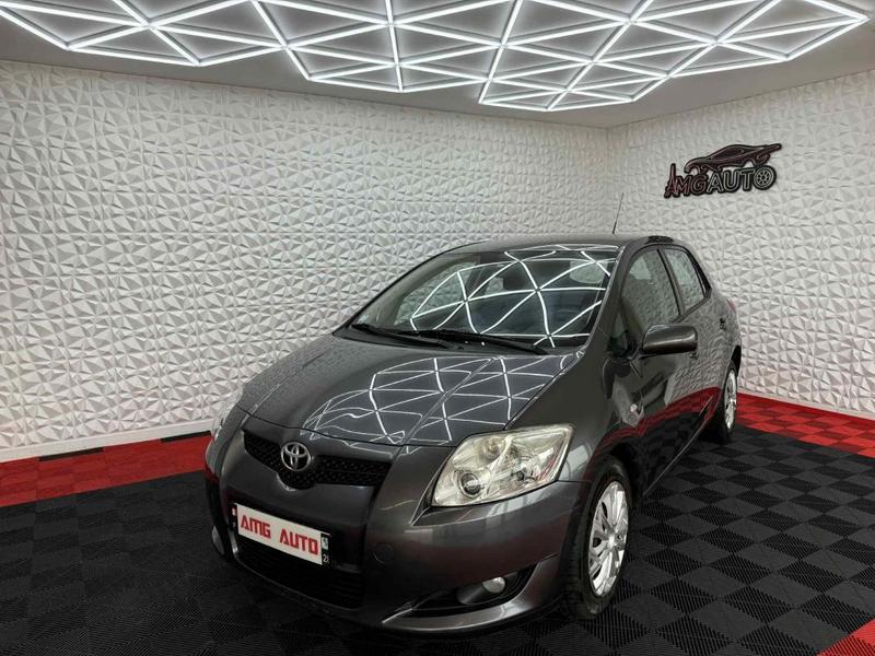 Toyota Auris 1.4 d-4d 90 Cv