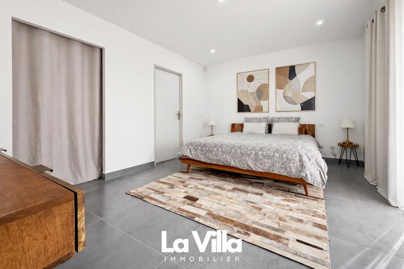 Maison - 194 m² - 5 pièces