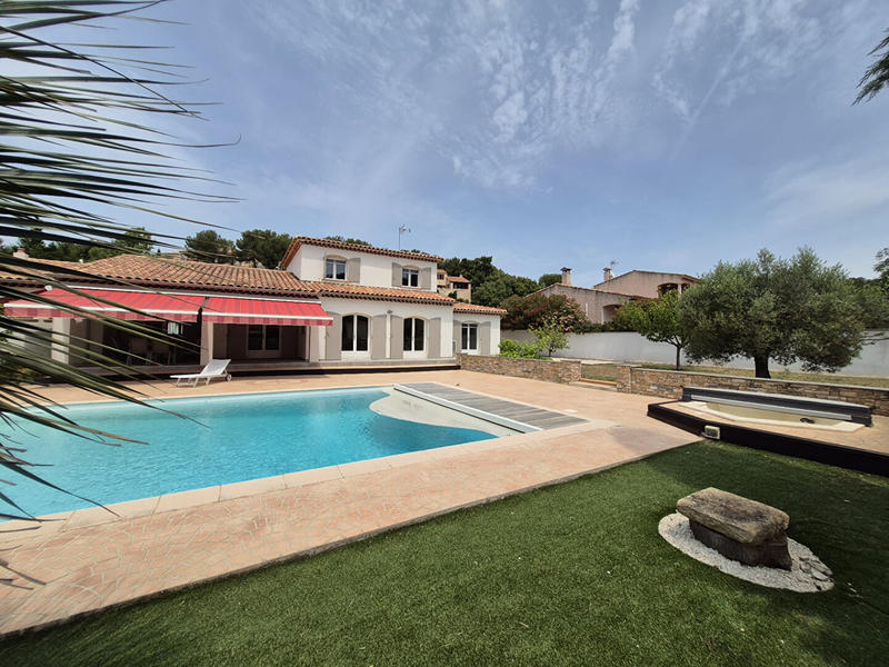 Maison - 170 m² - 5 pièces