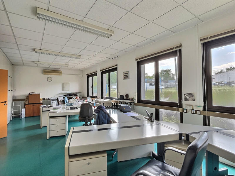 Local d'activité / Entrepôt - 4 500 m²