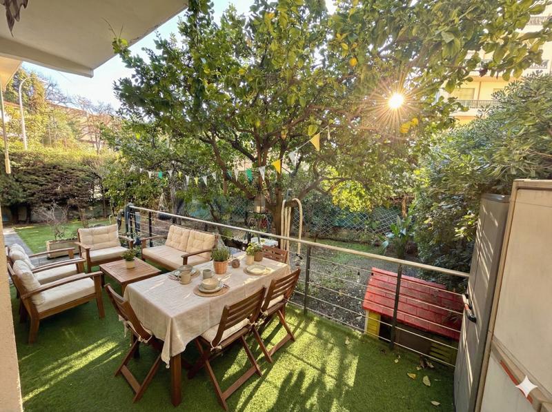 Appartement - 100 m² - 4 pièces