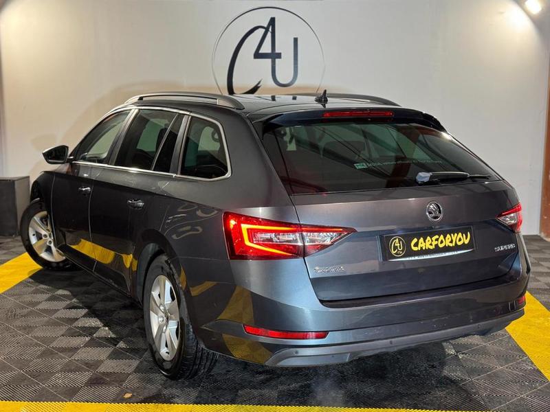 Skoda Superb III Combi 1.6 Tdi 16v 120 cv Apple CarPlay, Caméra de recul, Régulateur vitesse