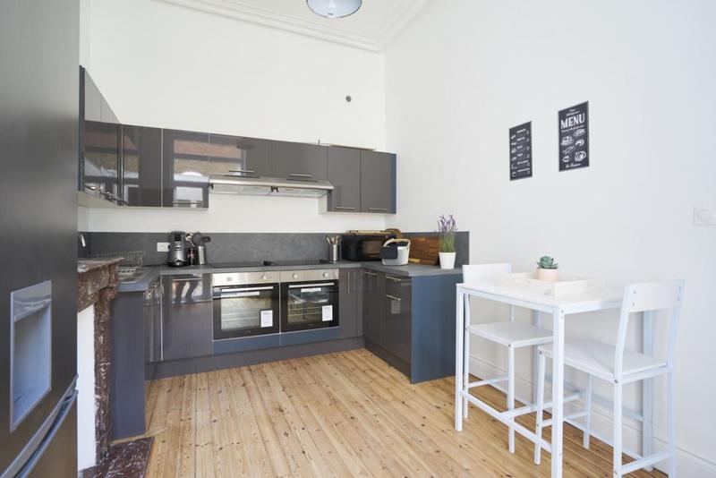 Maison - 156 m² - 8 pièces