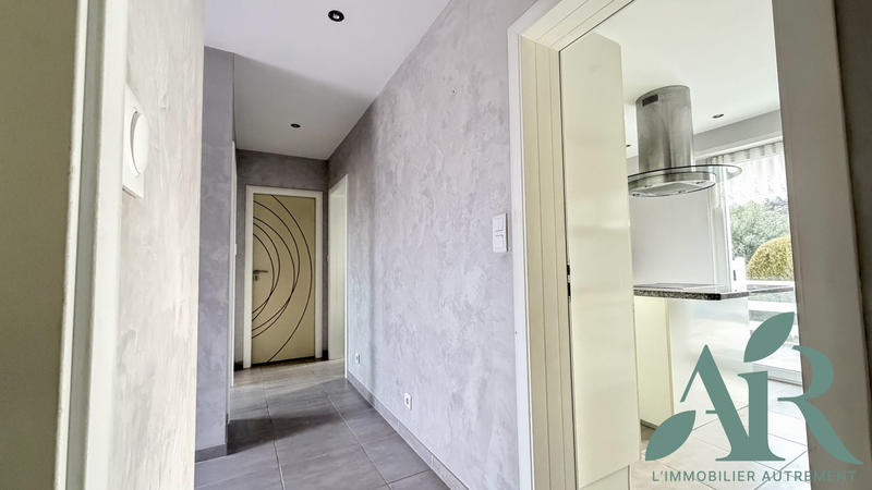 Maison - 121 m² - 5 pièces