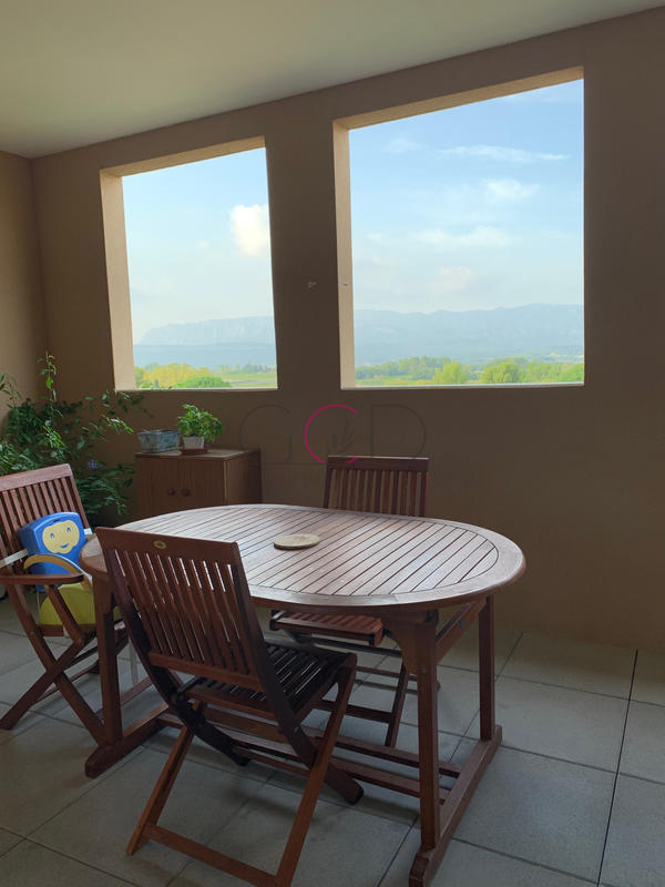 Appartement - 86 m² - 4 pièces