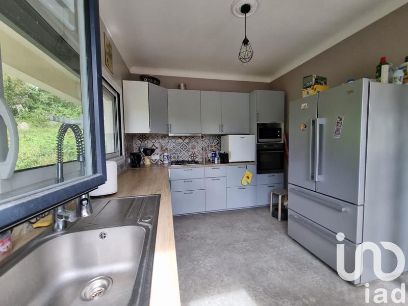 Maison - 275 m² - 10 pièces