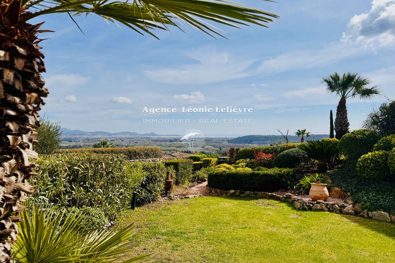 Maison - 102 m² - 4 pièces