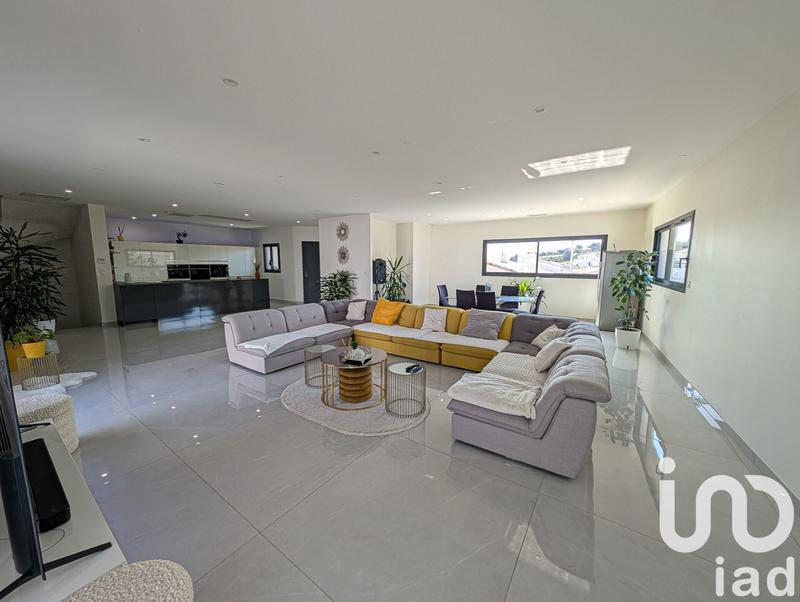 Maison - 190 m² - 5 pièces