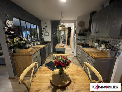 Maison traditionnelle - 117 m² - 5 pièces