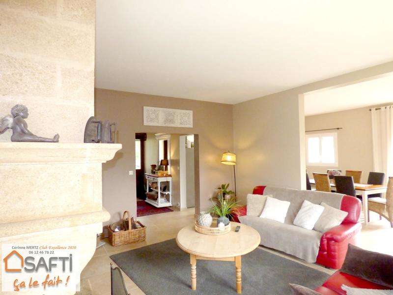 Maison - 246 m² - 8 pièces