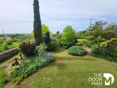 Maison - 178 m² - 7 pièces