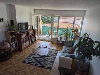 Appartement - 72 m² - 3 pièces