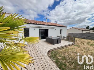 Maison - 88 m² - 4 pièces