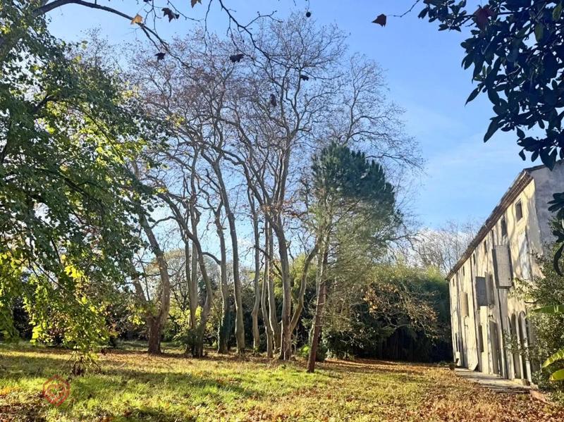 Propriété - 339 m² - 11 pièces