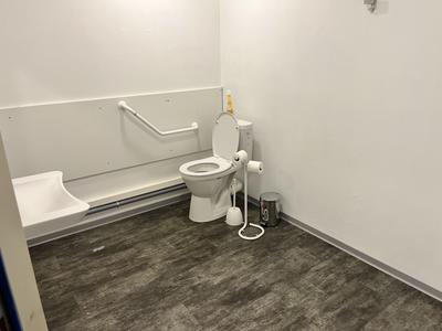 Local commercial - 144 m²