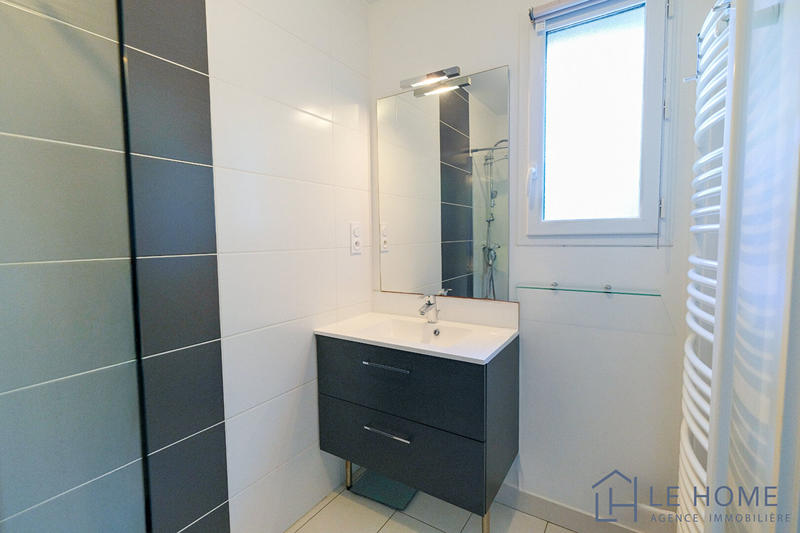 Maison - 143 m² - 7 pièces