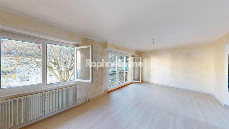Appartement - 77 m² - 3 pièces