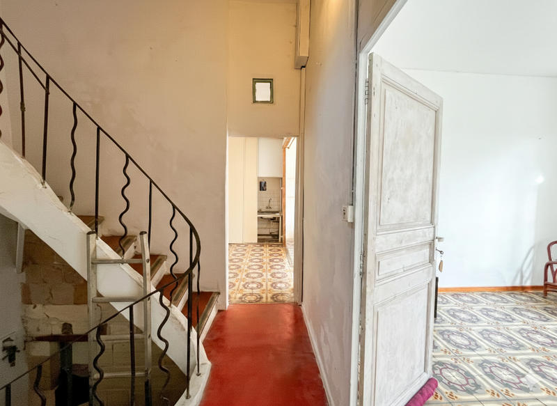 Maison - 250 m² - 9 pièces