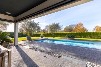 Maison contemporaine - 287 m² - 7 pièces