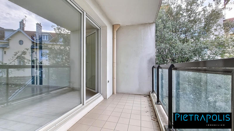 Appartement - 105 m² - 4 pièces