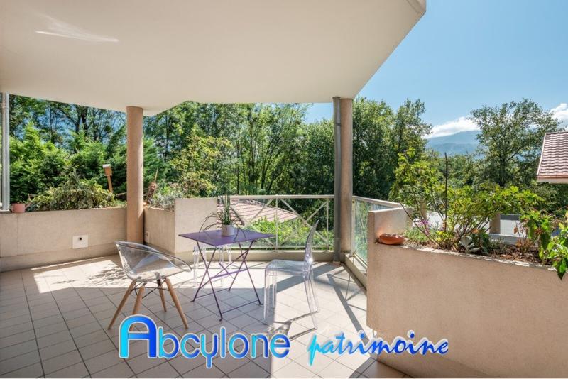 Appartement - 89 m² - 4 pièces