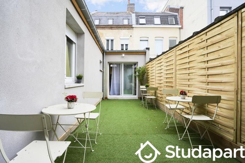 Chambre - 12 m² - 1 pièce