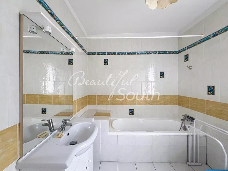 Maison de village - 95 m² - 5 pièces