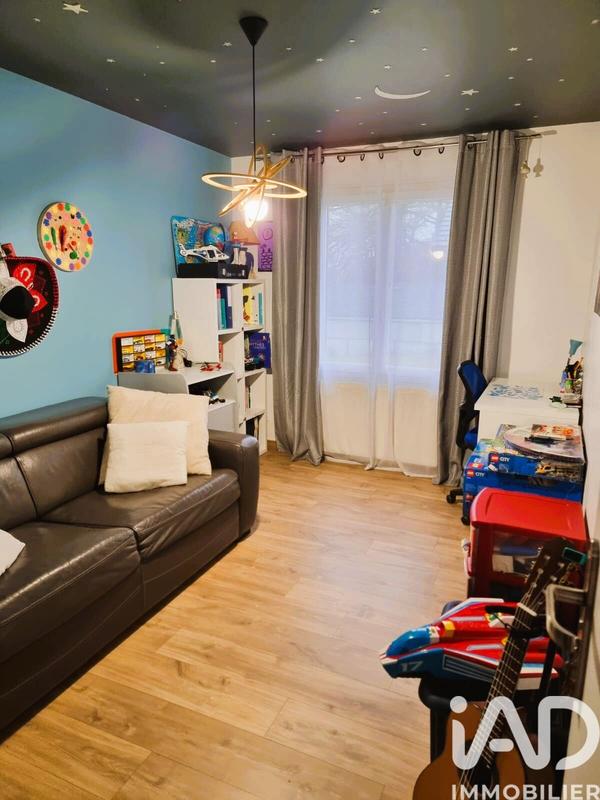 Maison - 102 m² - 5 pièces