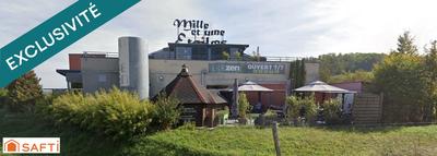 Local commercial - 1 417 m² - 33 pièces