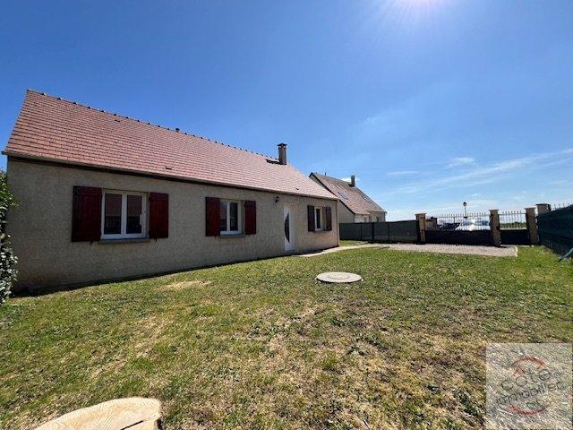 Maison - 88 m² - 4 pièces