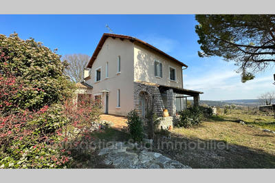 Maison - 158 m² - 7 pièces