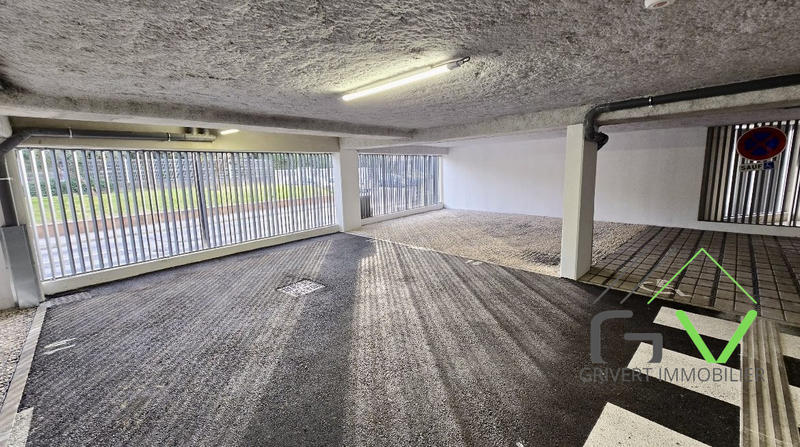 Appartement - 80 m² - 3 pièces