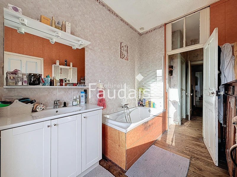 Maison - 147 m² - 6 pièces