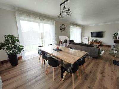 Maison - 155 m² - 9 pièces