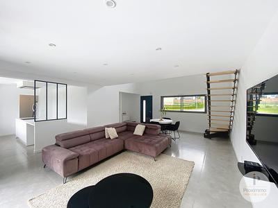 Maison - 128 m² - 5 pièces