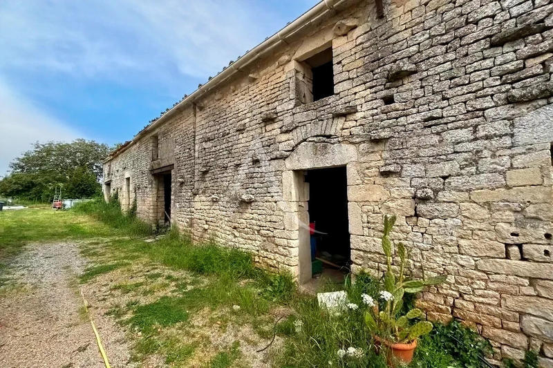 Maison - 268 m² - 11 pièces