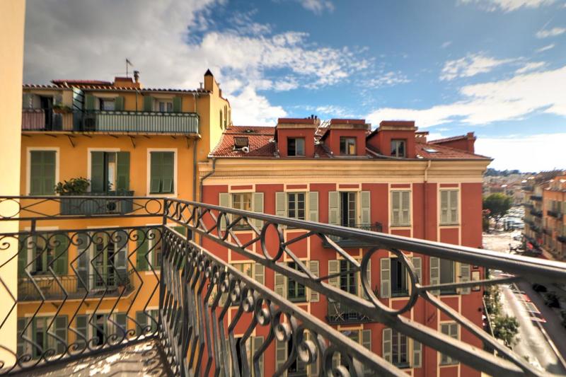 Appartement - 167 m² - 5 pièces